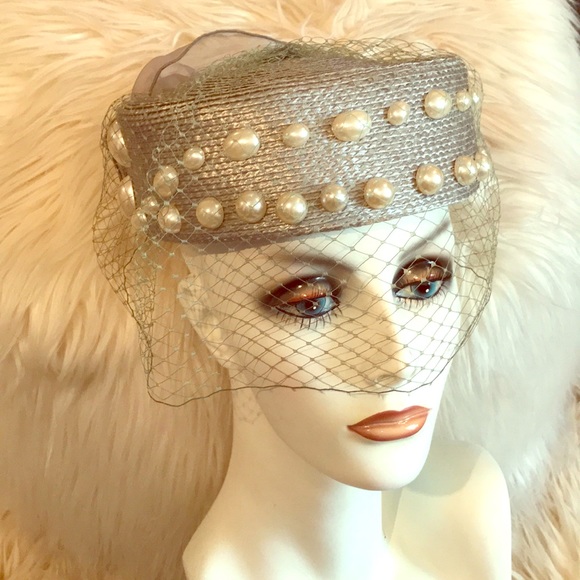 1960’s Unique Pill Box Hat!